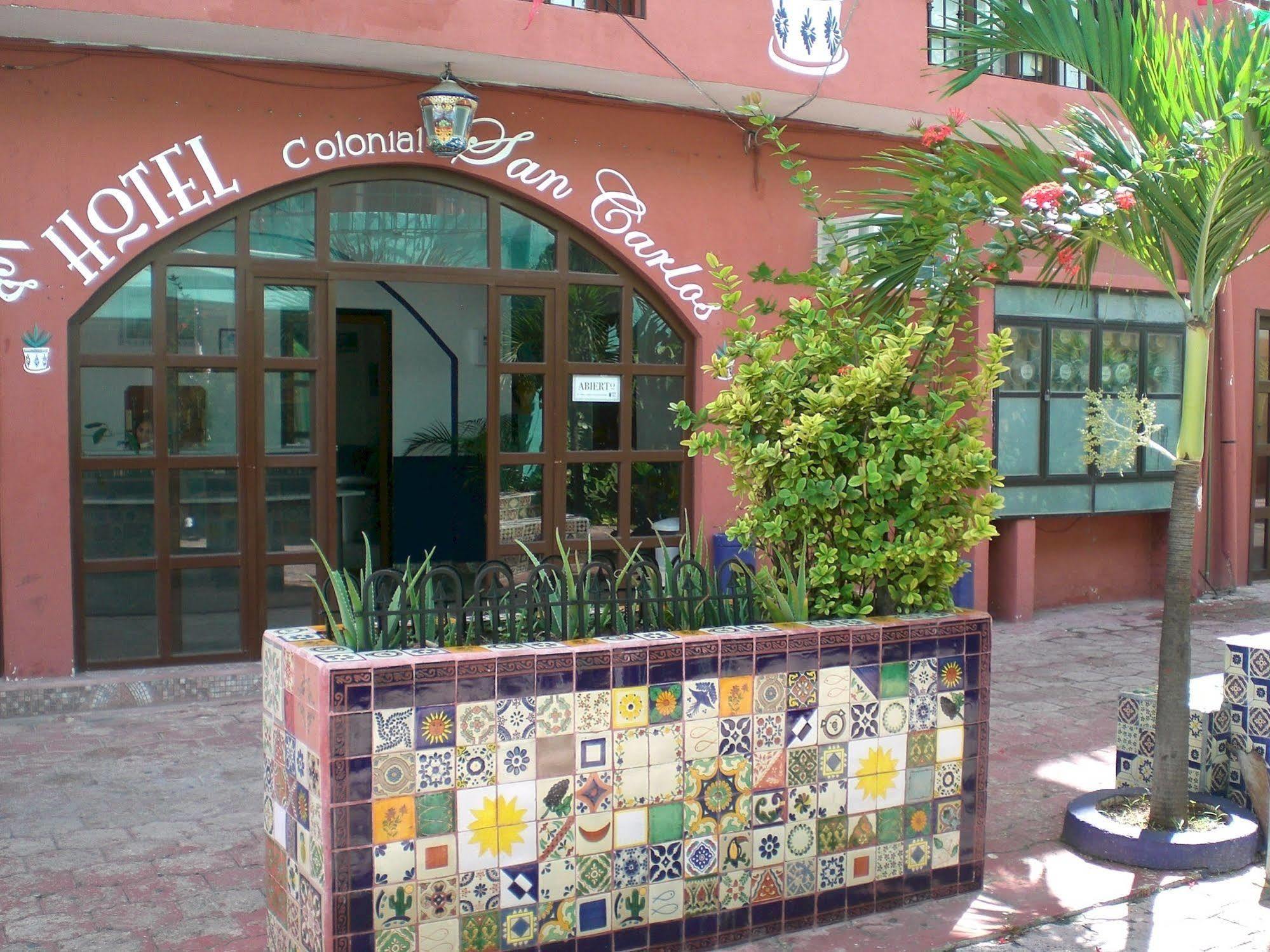 קנקון Hotel Colonial San Carlos מראה חיצוני תמונה